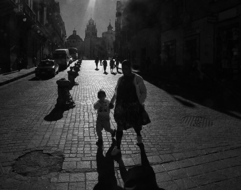 On the Avenida Jaurez, Guanajuato, Mexico, 2005