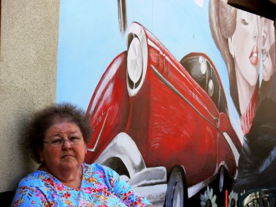 Tourist, Cruisers Caf, Williams, Arizona, 2006