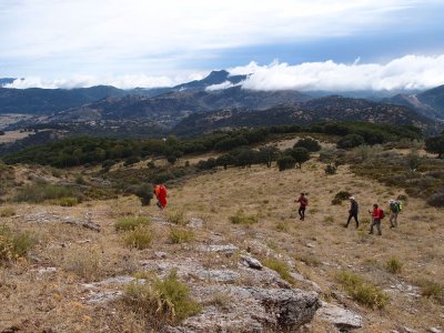 Llegando a las estribaciones de la Cordillera de Libar. Pico Calaa