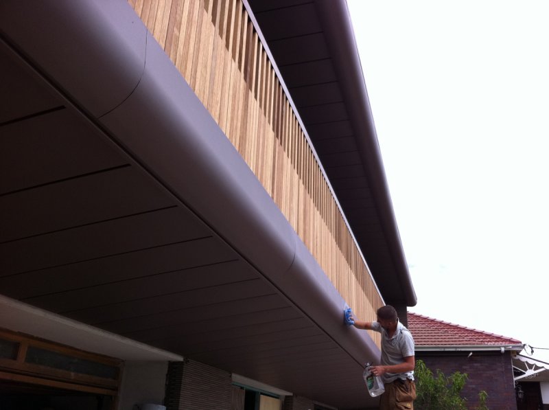 Vaucluse VM Zinc red pigmento custom facade and ceiling