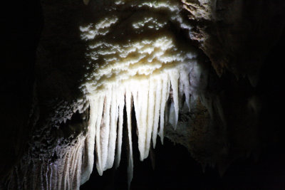 Stalactites Orient Cave