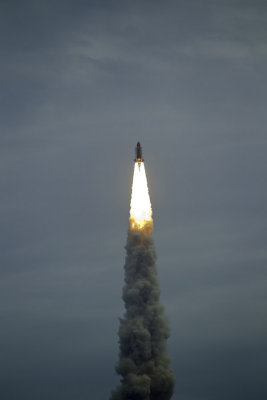 STS135-3I0270.jpg