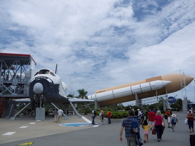 STS-Exhibit_P1000188.jpg