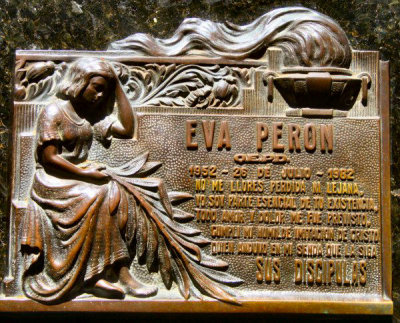 Eva Perons Grave - Buenos Aires.jpg