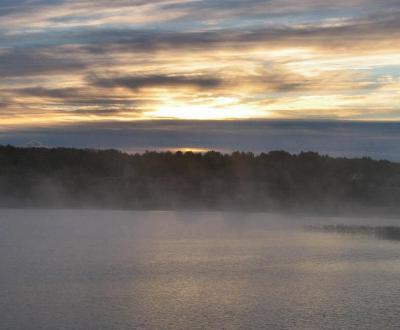 Morning mist on the river.JPG