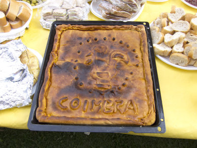 Lorena nos aconstumbra mal. En esta ocasin hizo una empanada dedicada a los portugueses, que le hizo mucha ilusin