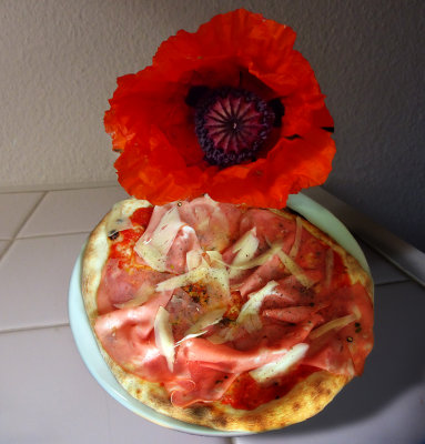 Mini-pizza for big poppy