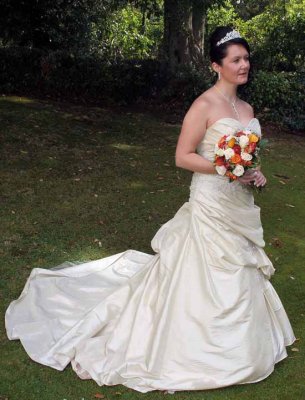 BEAUTIFUL BRIDE