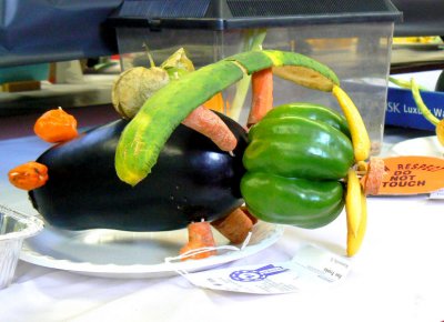 Veggie Plane Sculpture 1st Prize