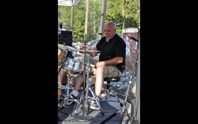 Tribute to Neil Jones