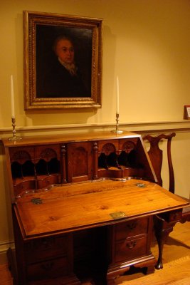 An original Ben Franklin desk