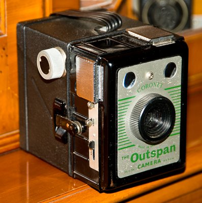 Coronet-Outspan-Box-Camera-image-1-web less res.jpg
