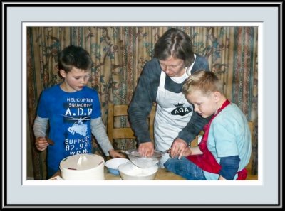 Ben, Lady Aga and Sam Seiving The Flour, 1010235.jpg