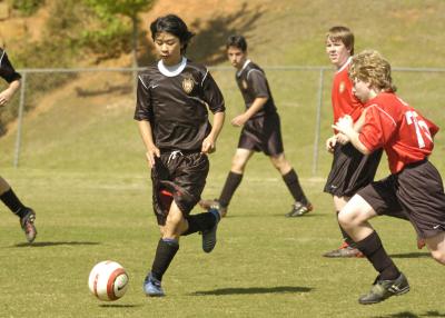 DragonsSoccer041506_016.jpg