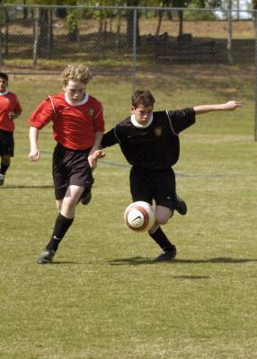 DragonsSoccer041506_024.jpg