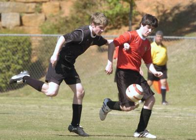 DragonsSoccer041506_028.jpg