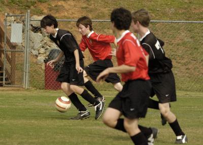 DragonsSoccer041506_050.jpg