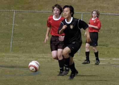 DragonsSoccer041506_053.jpg