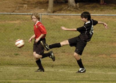 DragonsSoccer041506_056.jpg