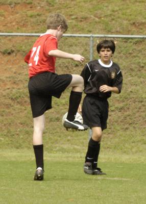 DragonsSoccer042206_011.jpg