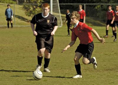 DragonsSoccer042206_021.jpg