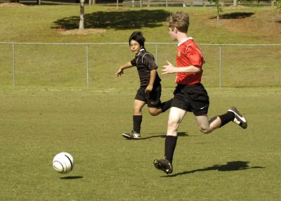 DragonsSoccer042206_026.jpg