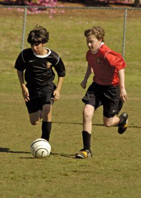DragonsSoccer042206_038.jpg