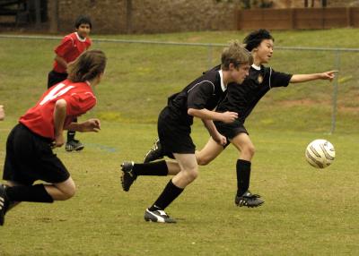 DragonsSoccer042906__006.jpg
