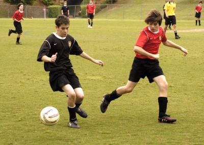 DragonsSoccer042906__016.jpg