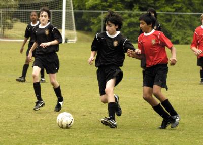 DragonsSoccer042906__086.jpg
