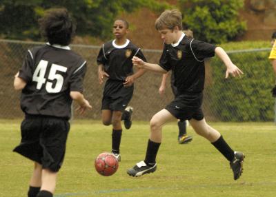 DragonsSoccer043006_011.jpg