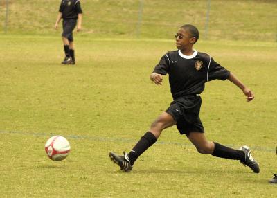 DragonsSoccer043006_059.jpg