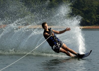 Waterskiing072606_023_5x7.jpg