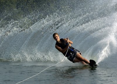 Waterskiing072606_025_5x7.jpg