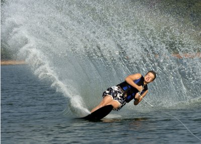 Waterskiing072606_029_5x7.jpg