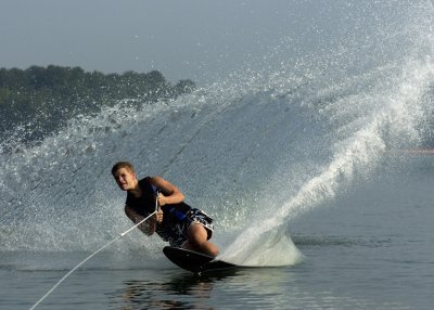 Waterskiing072606_050_5x7.jpg