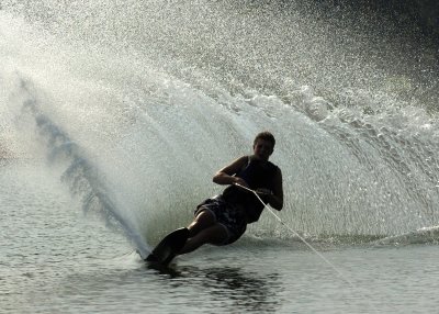 Waterskiing072606_064_5x7.jpg