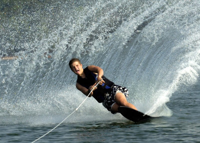 Waterskiing072606_111_5x7.jpg