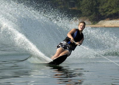 Waterskiing072606_145_5x7.jpg