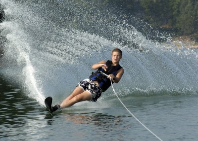 Waterskiing072606_149_5x7.jpg