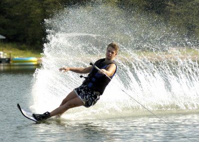 Waterskiing072606_168_5x7.jpg