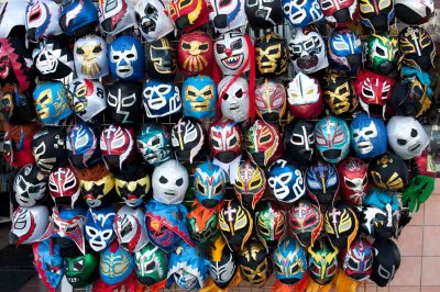 M_Paul-Furman_Masks_40mm_f8_1-60th.jpg
