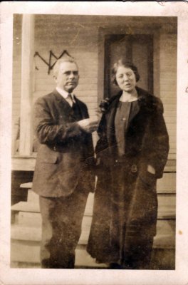 Enoch Marvin & Gertrude Field Howell ca 1924