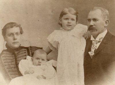 Anna Knight, Charles Howell & sons Floyd & Charles