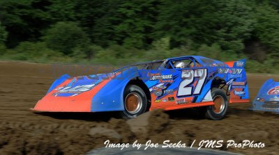 27l-EX-JS-0353-06-04-12.jpg