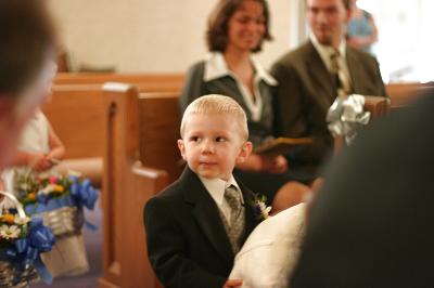 g4/83/544383/3/59396945.ringbearer.jpg