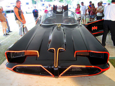 BATMOBILE EN FOLIE