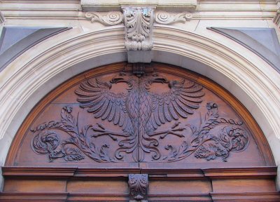 les aigles genevois de lhotel de ville