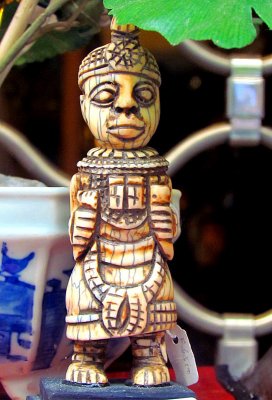 figurine en ivoire