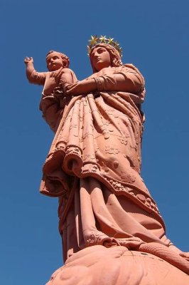 Vierge rouge,  Puy-en-Velay